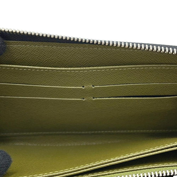 LOUIS VUITTON Black Monogram Wallet - Picture 5 of 14